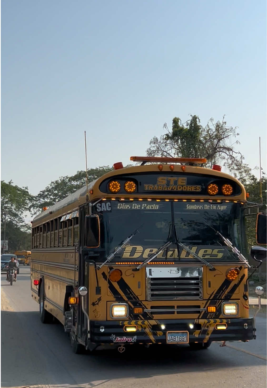 @Buses HN 💙📸