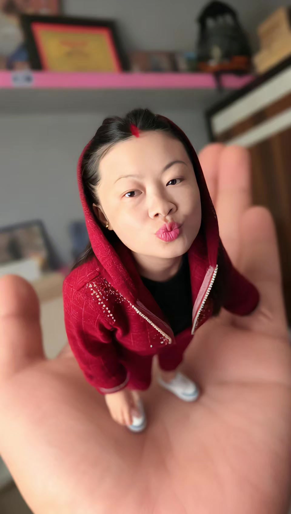 @️