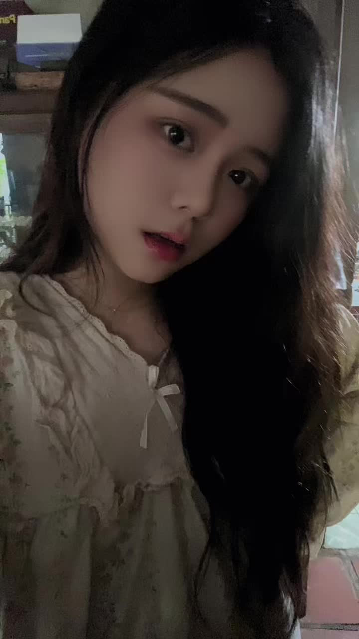 @Kh&aacute;nh H&acirc;n 04