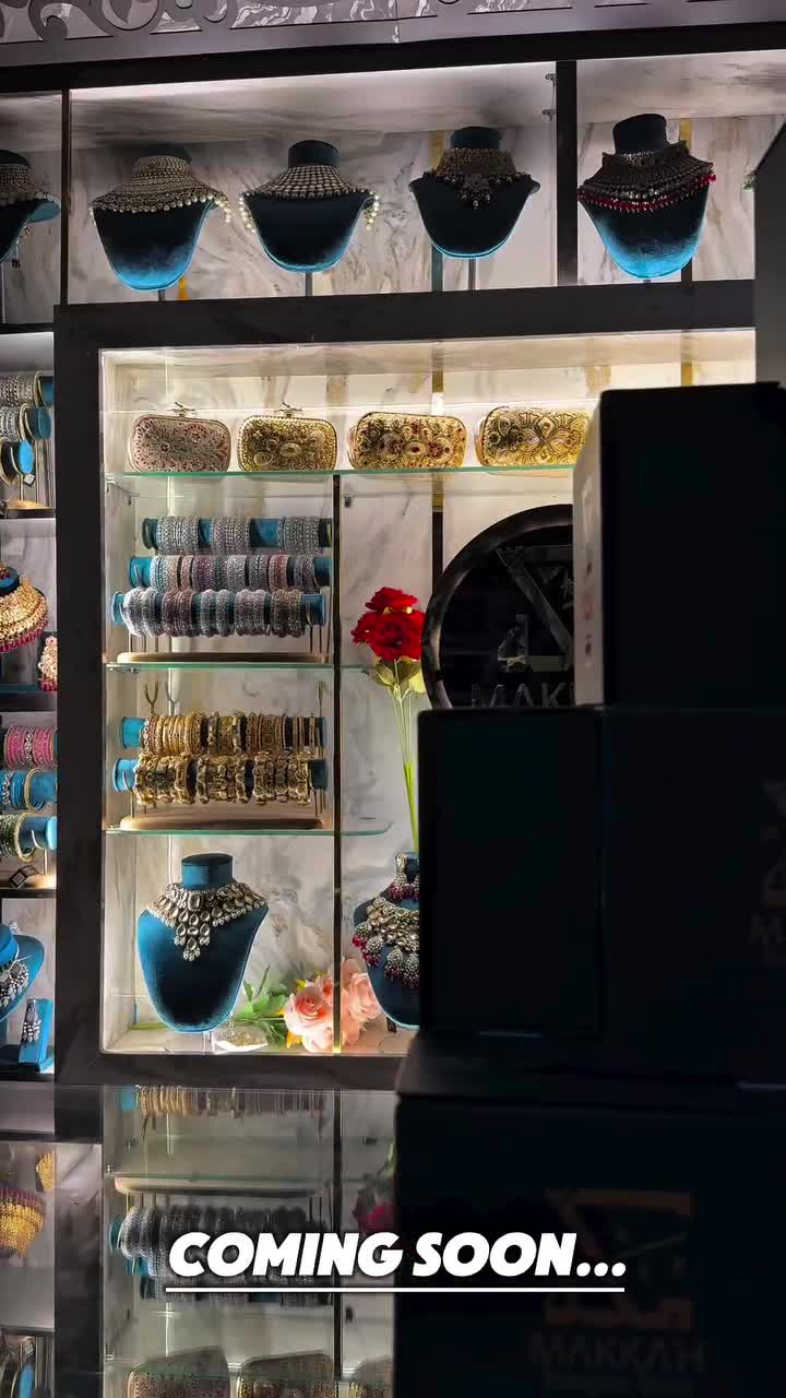 @Makkah bangles store