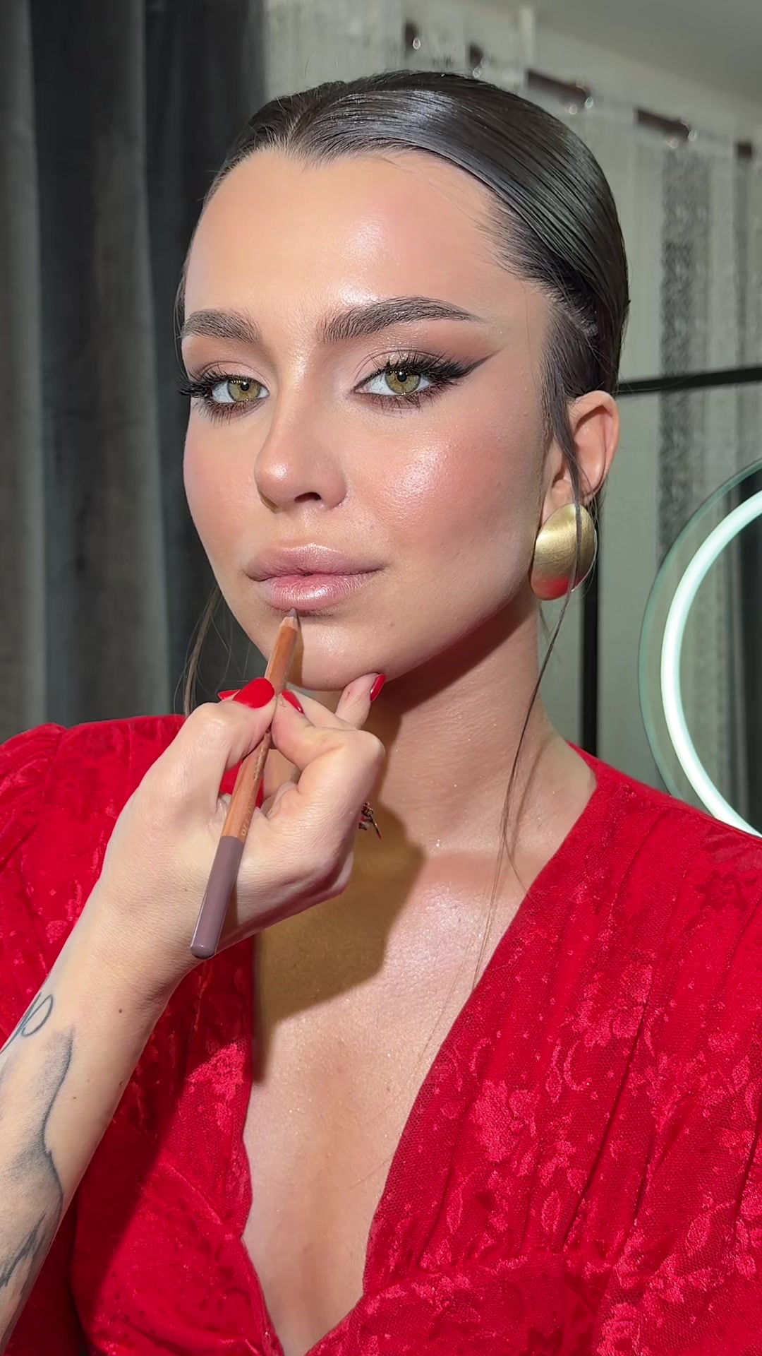 @kuchmanatali__makeup