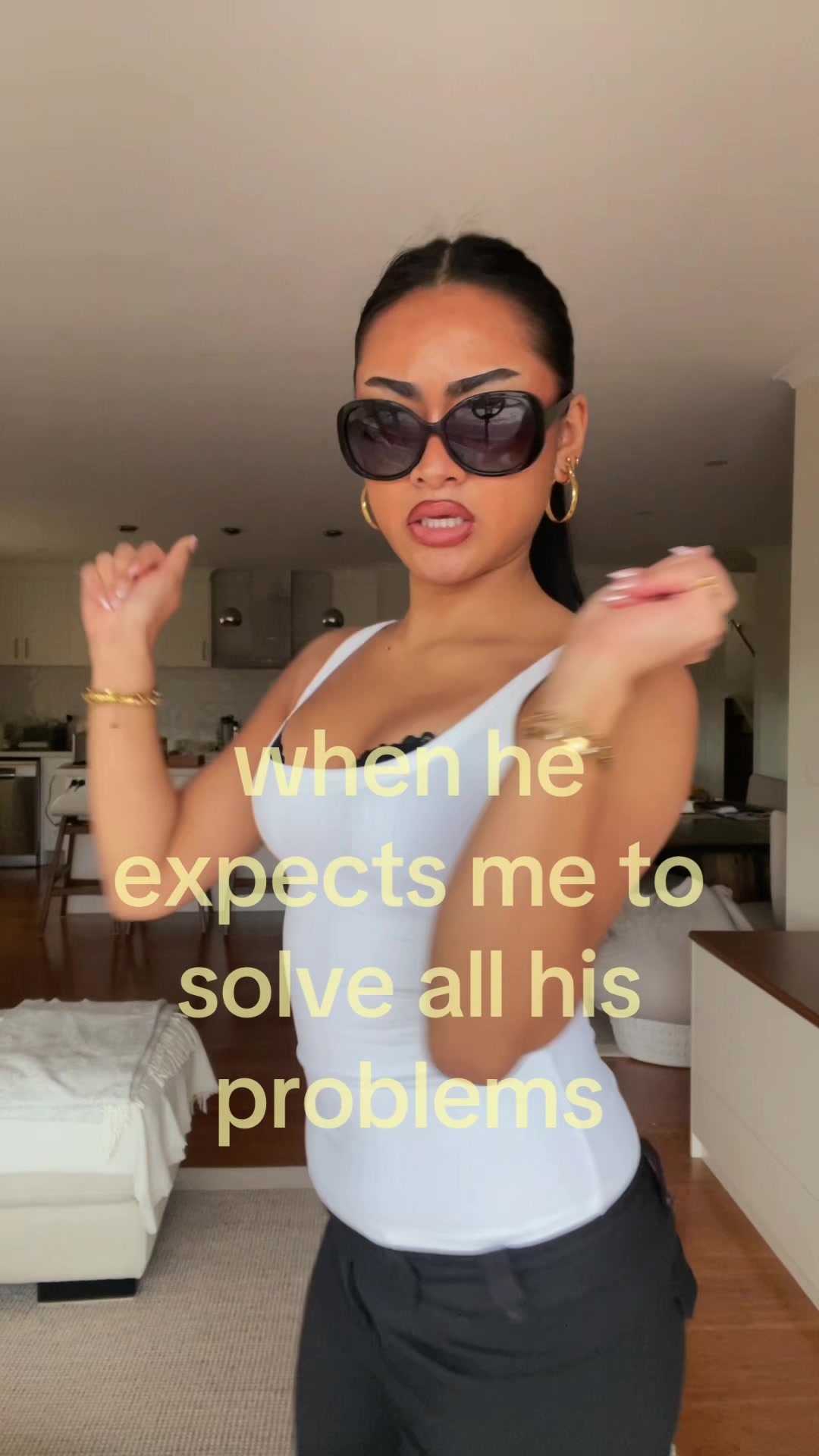 @TH💋NIA