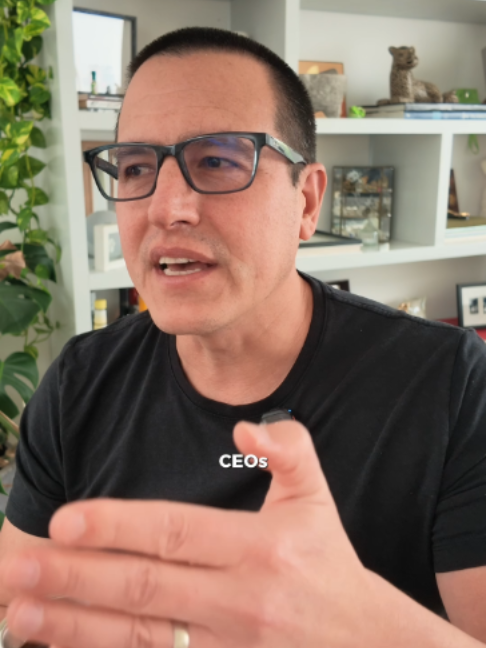 @Germán Meneses | Negocios ☕️
