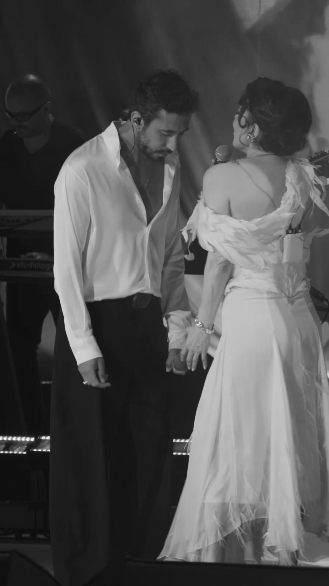 @M&uuml;zik Evrenim