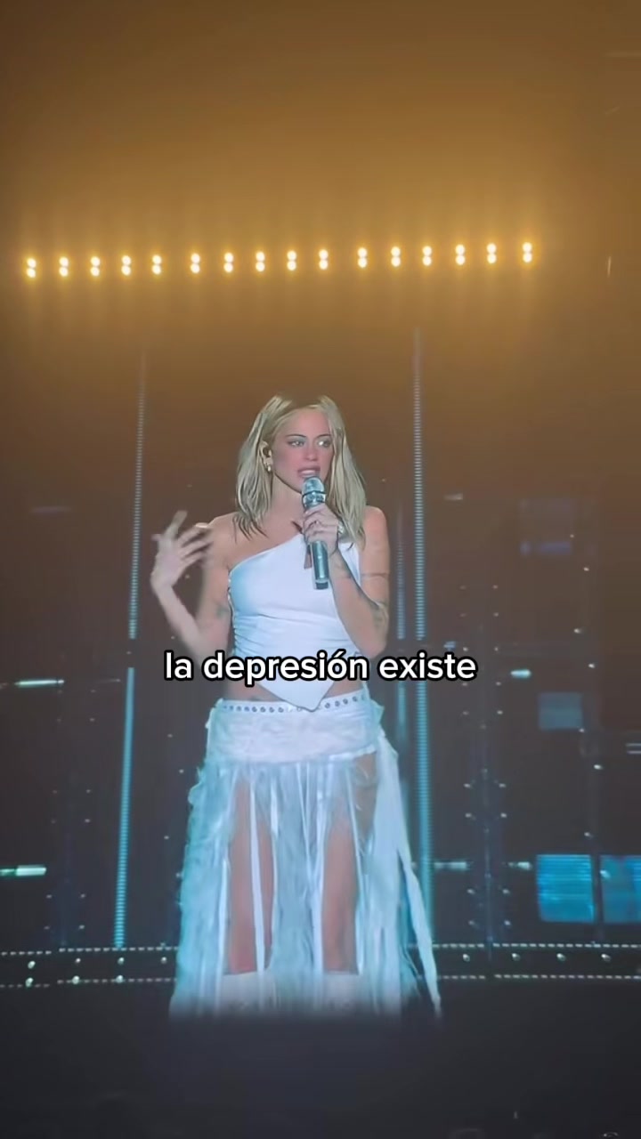 @TINI STOESSEL FANS