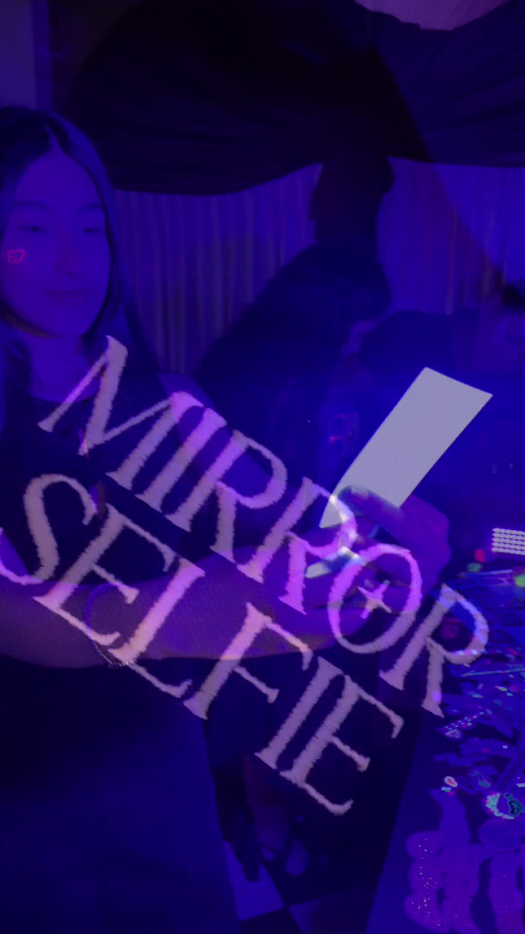 @Mirrorselfie_mty