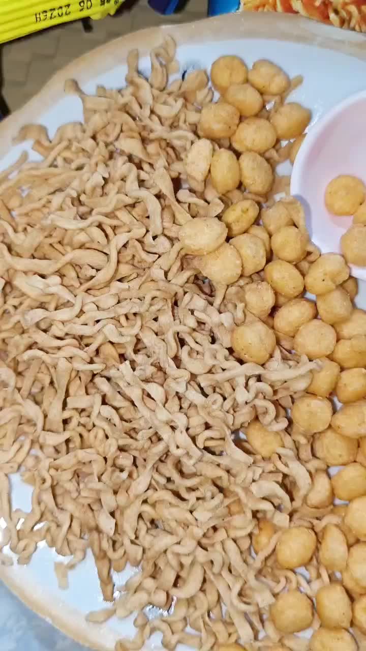 @không biết review