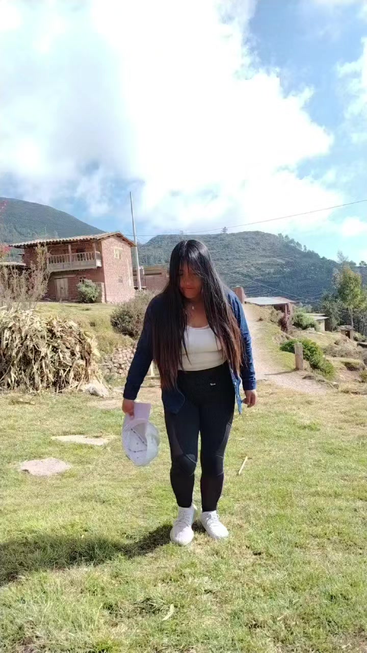 @👑Liz🖤💜