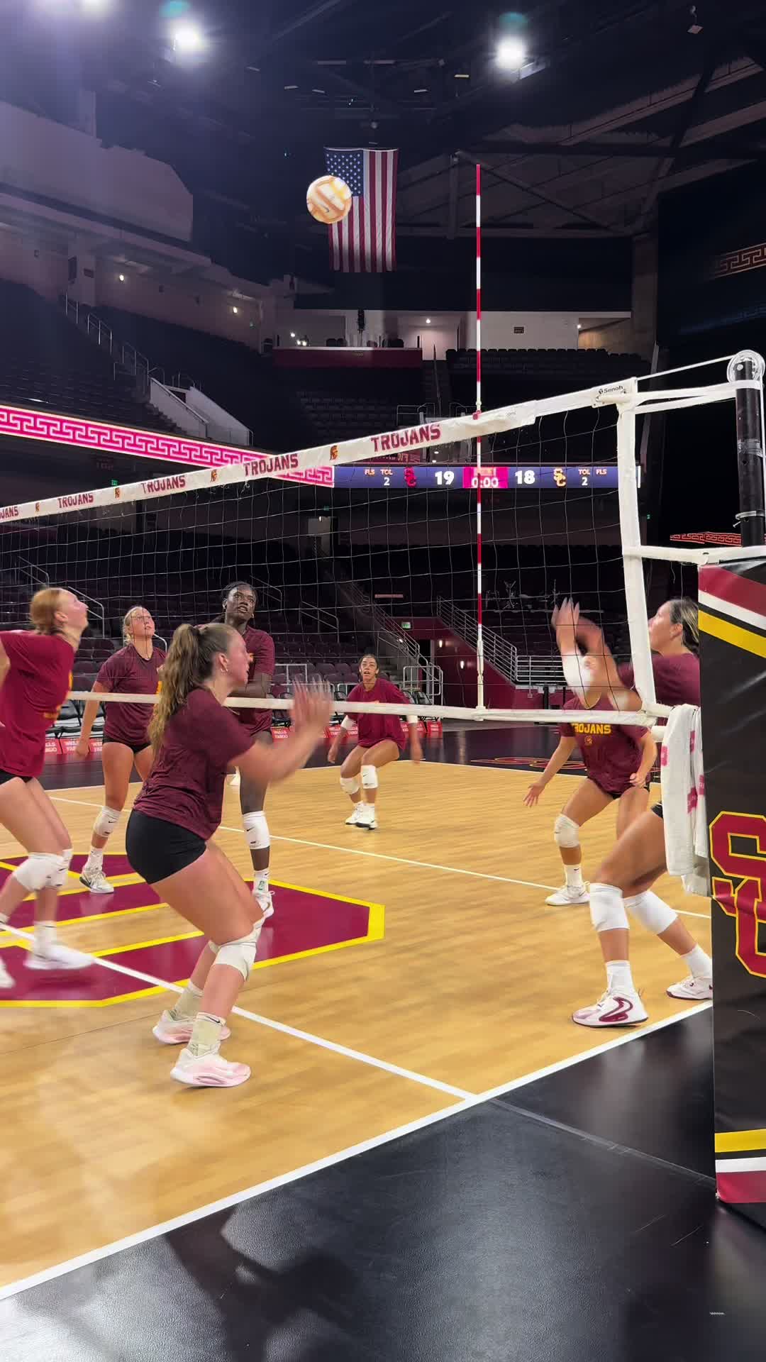 @uscwomensvolley