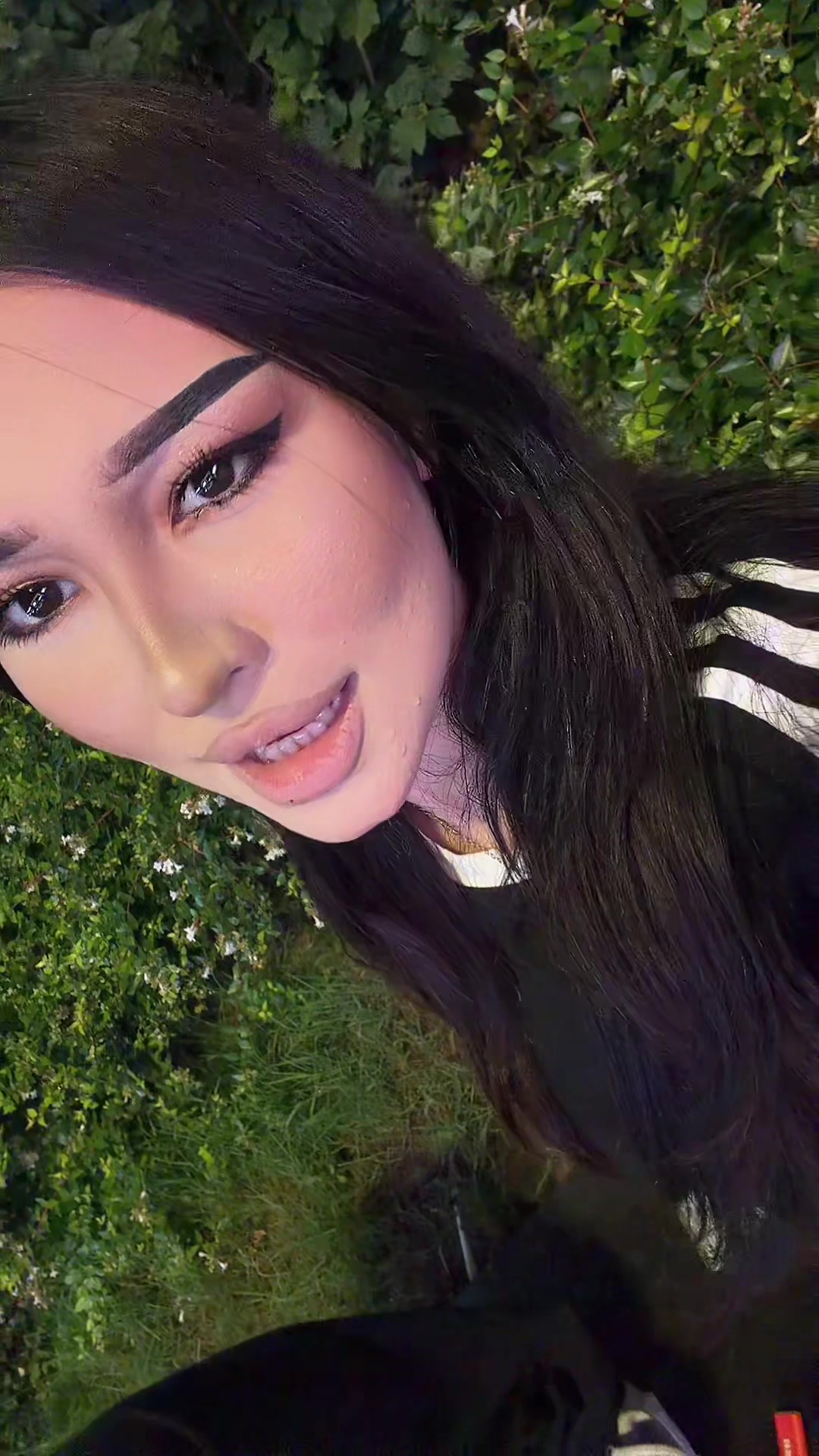 @moonay