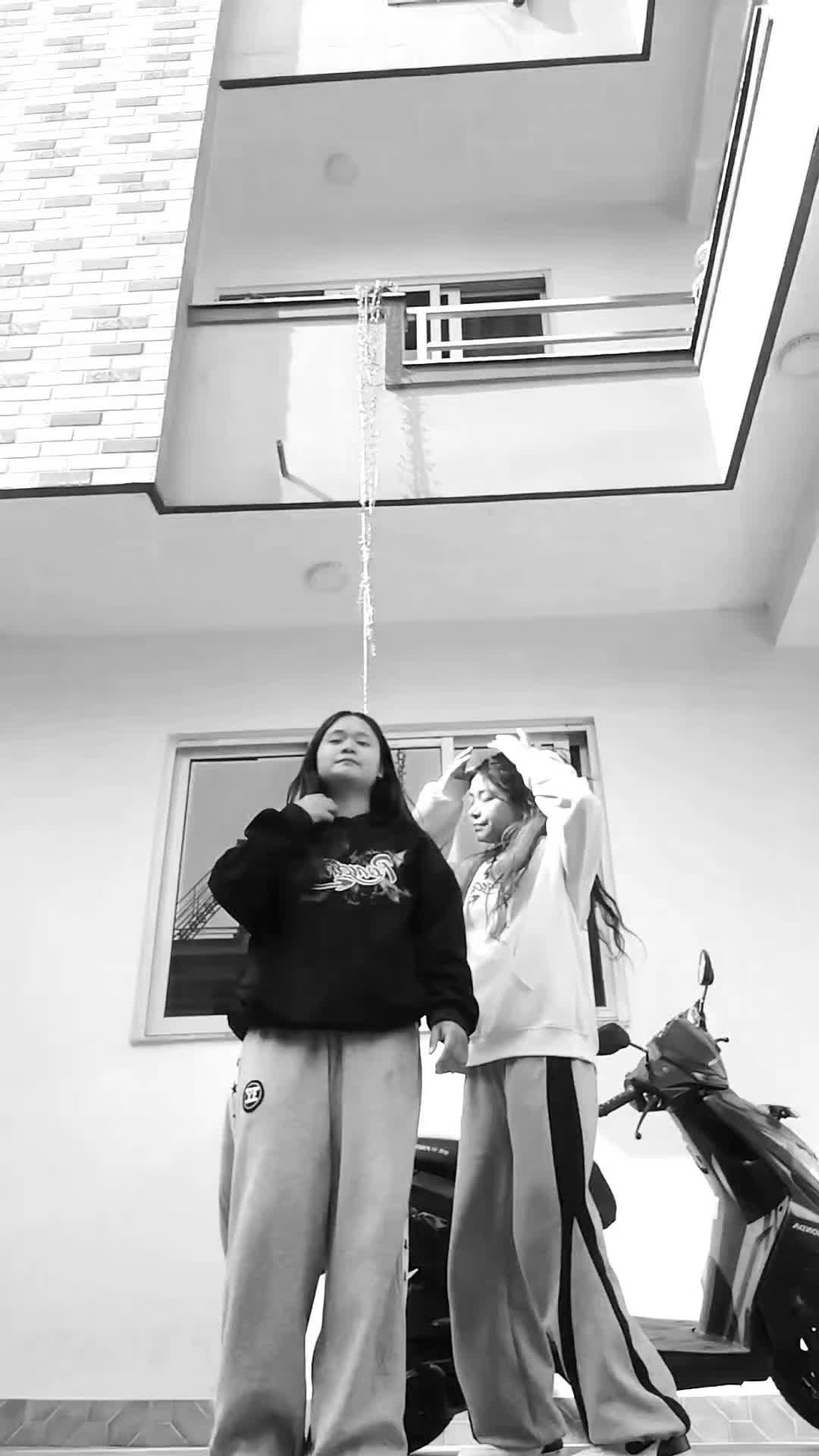 @BINI❄️
