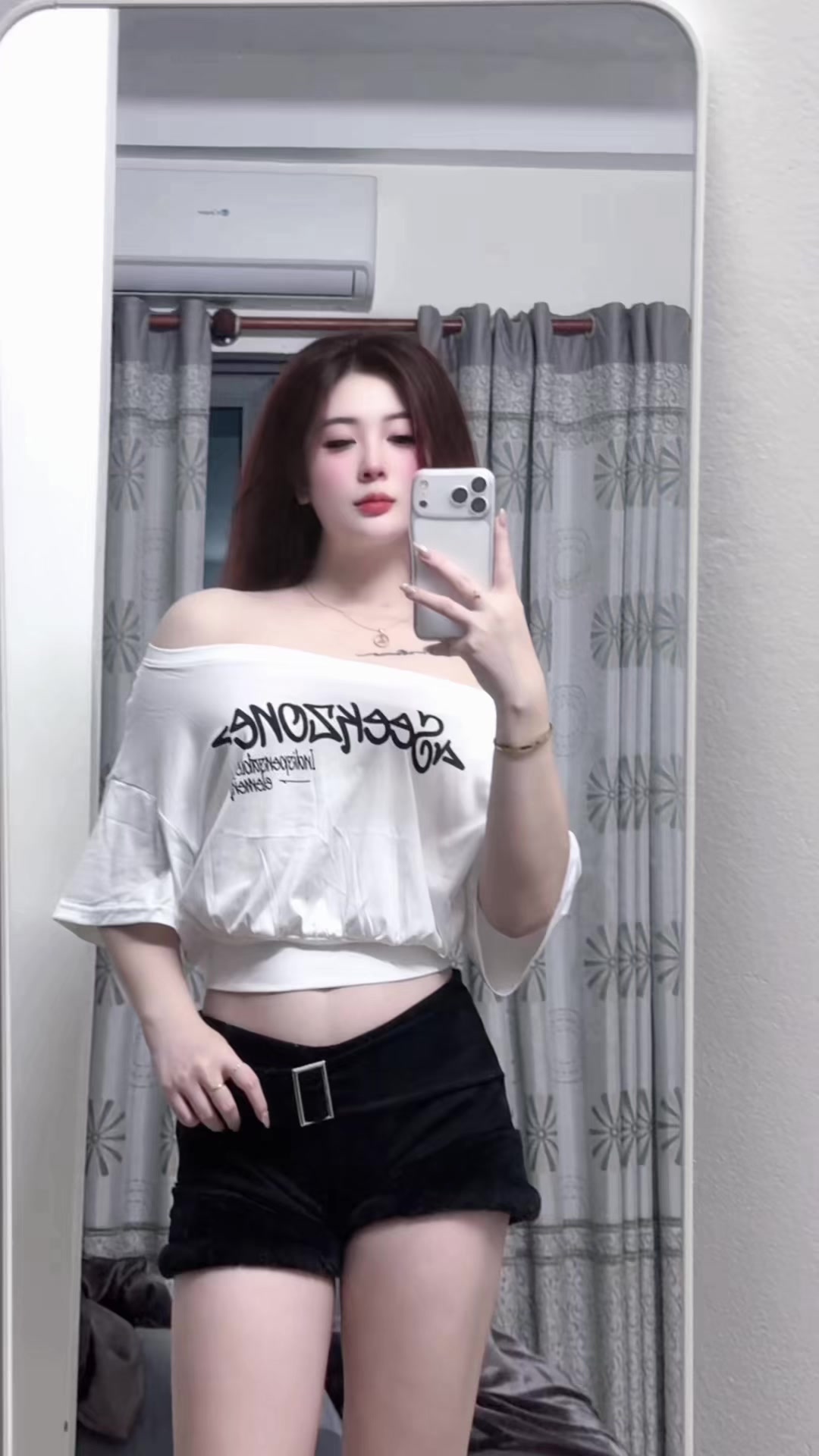 @MèowKunn😈