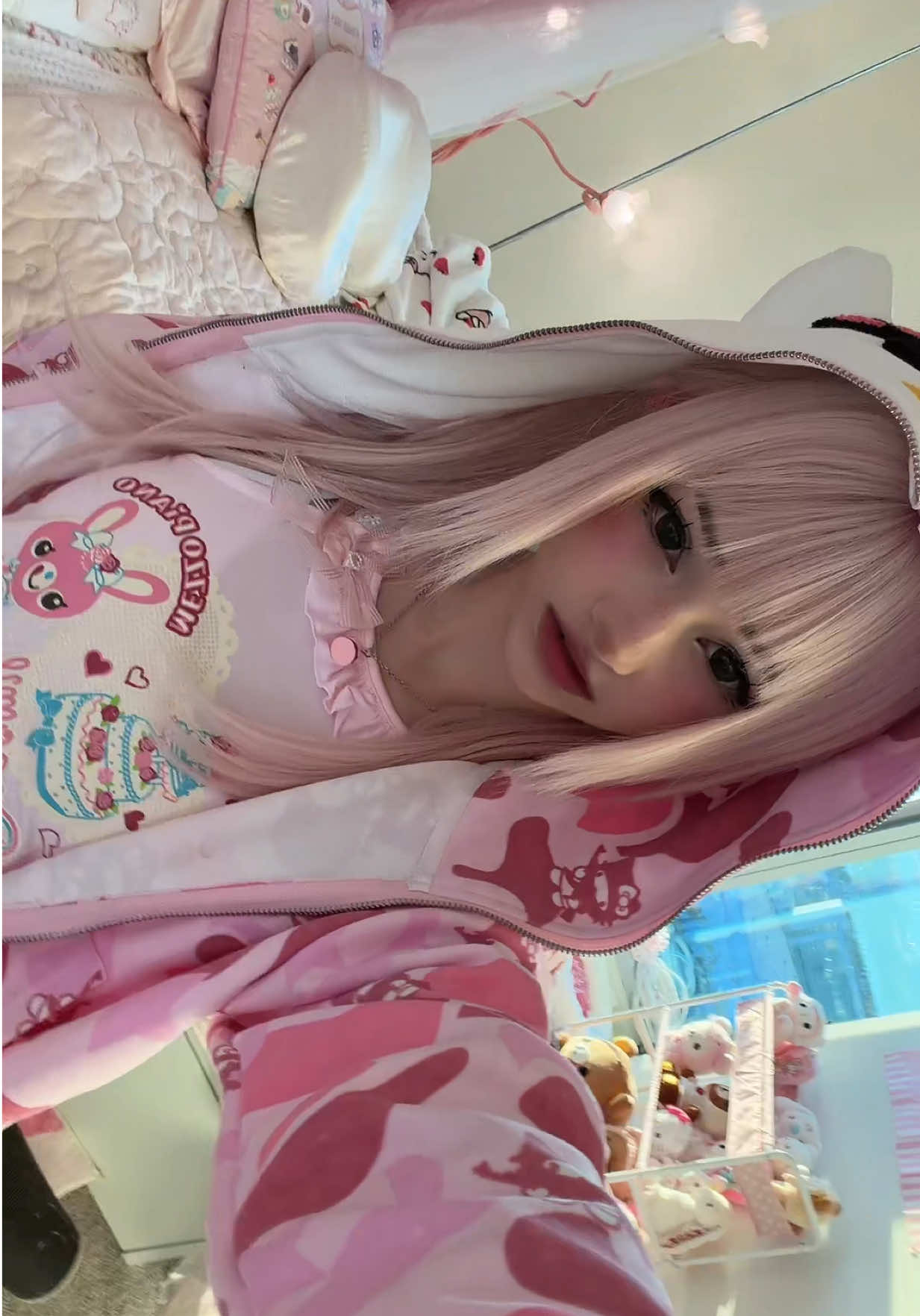 @tay ໒꒱ ‧₊