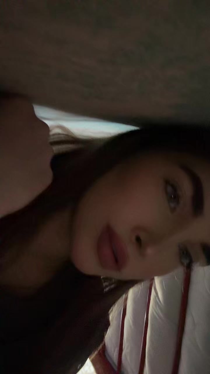 @viiora000