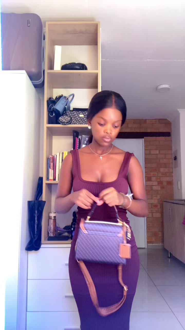 @mbali_zamangwane
