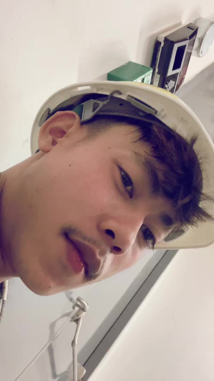 @1%