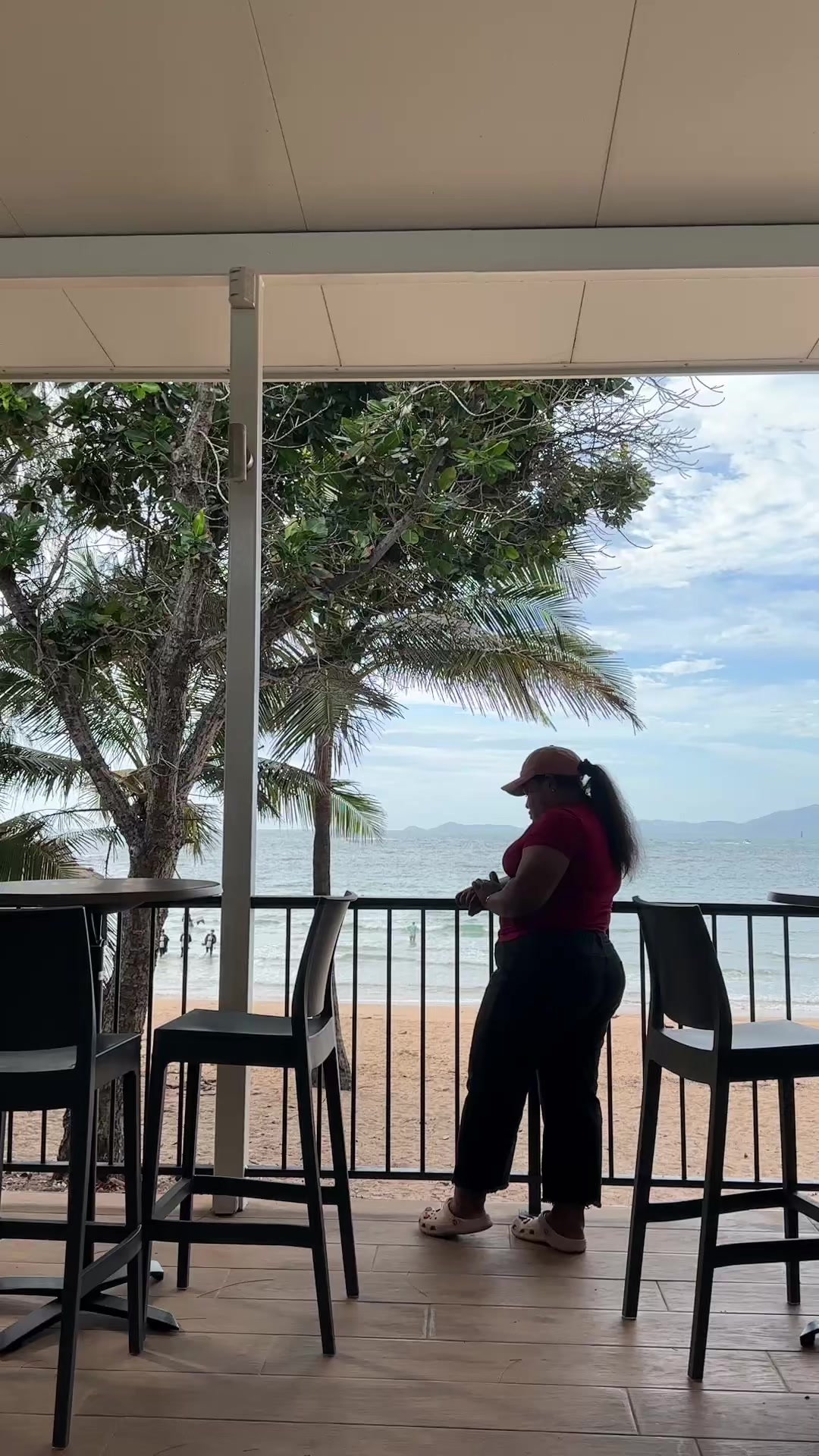 @CurlyCoCo🌺🌴