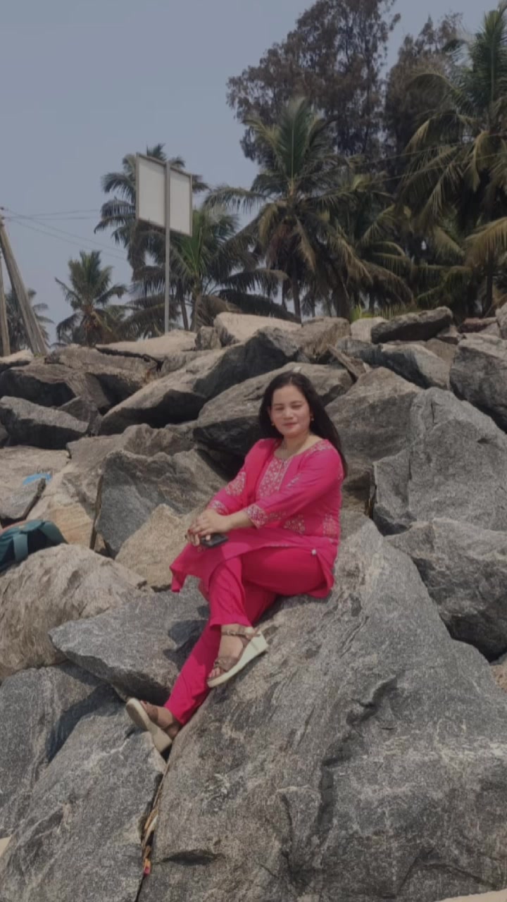 @Akanksha R