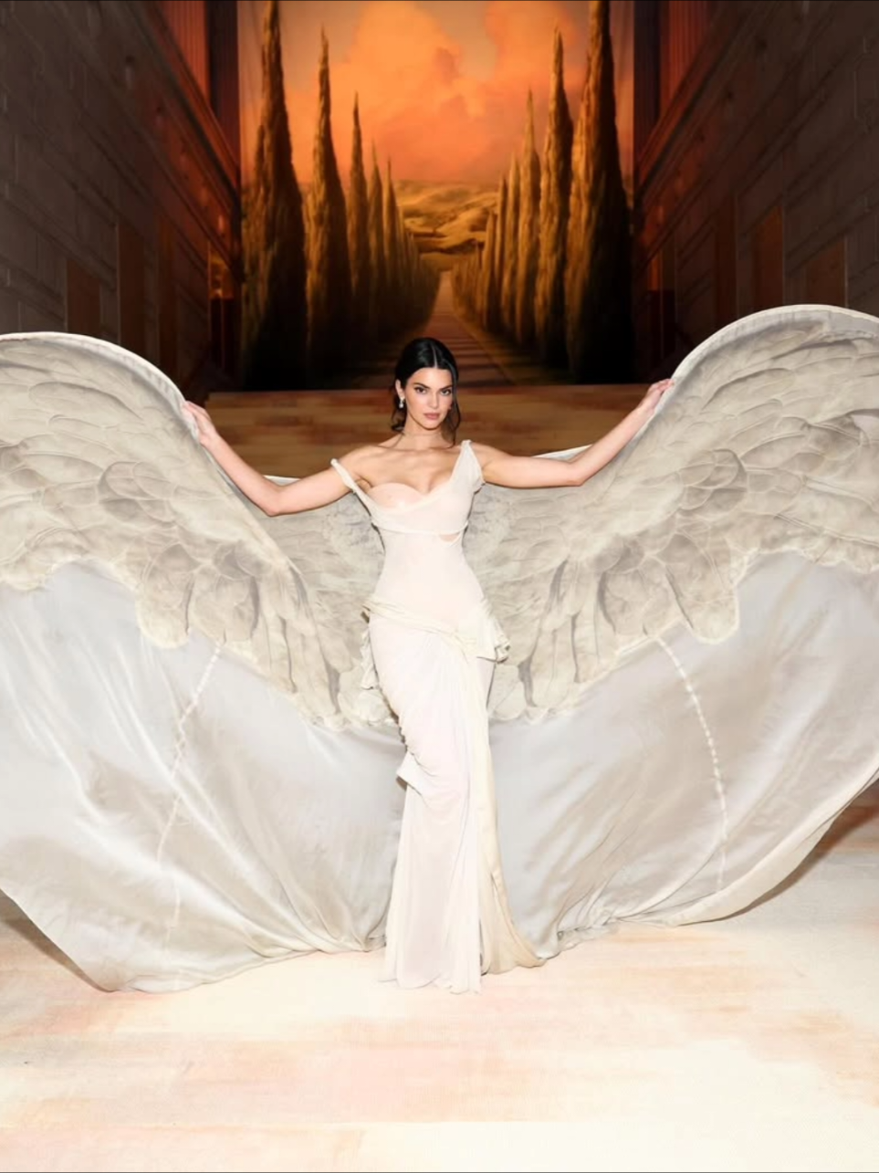 @Supermodel Walk