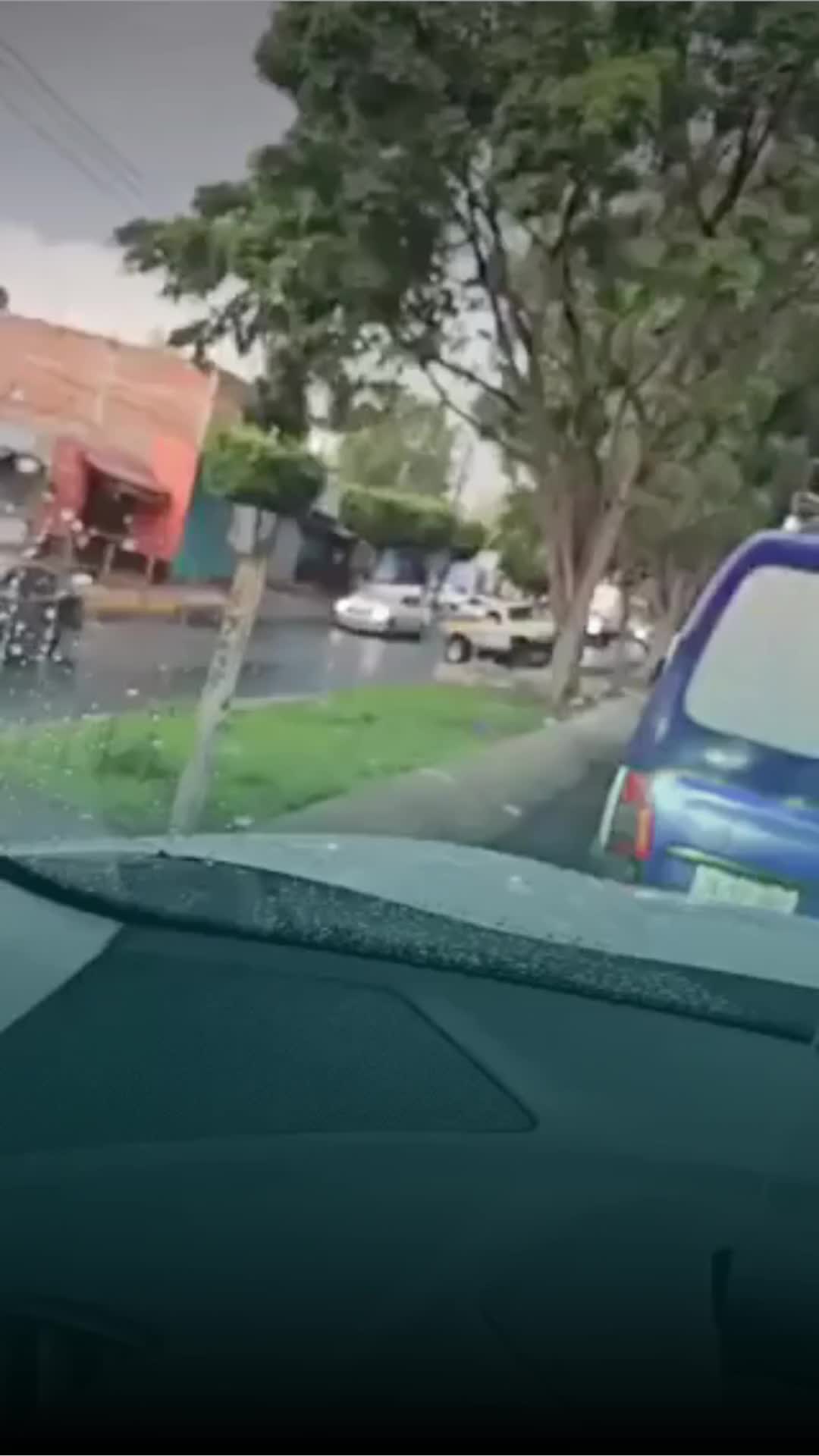 @Entre l&iacute;neas