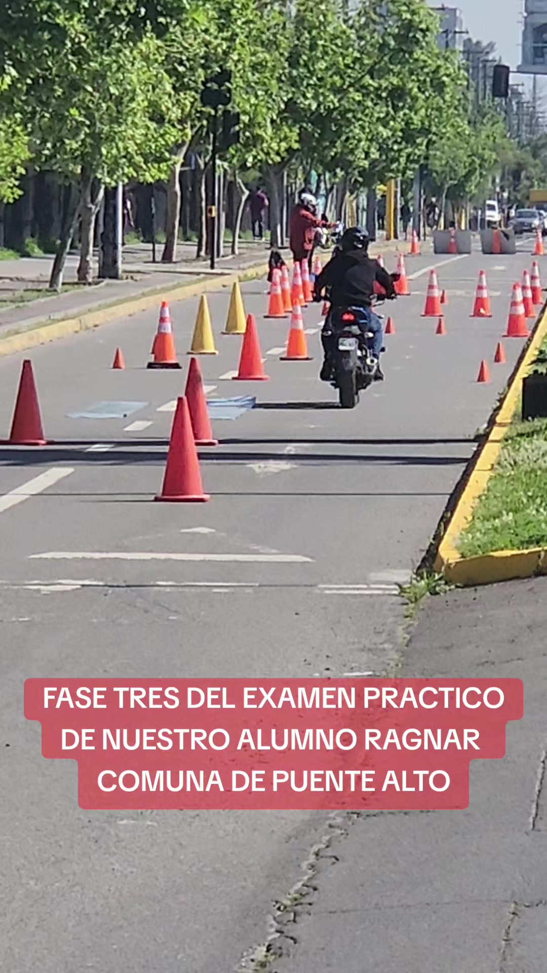 @CLASESDEMOTO.GIXXERMANIA