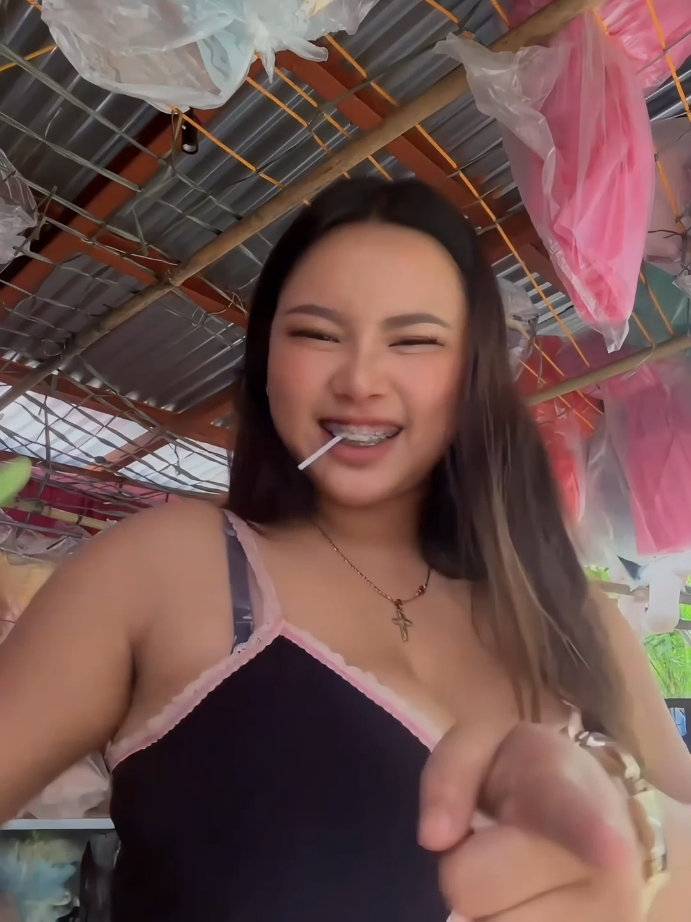 @zevonggg