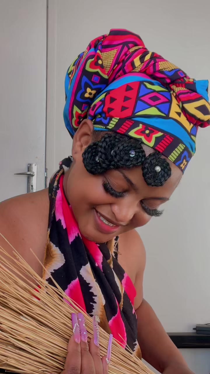 @Lady BooHle 🎭🇿🇦🇿🇼