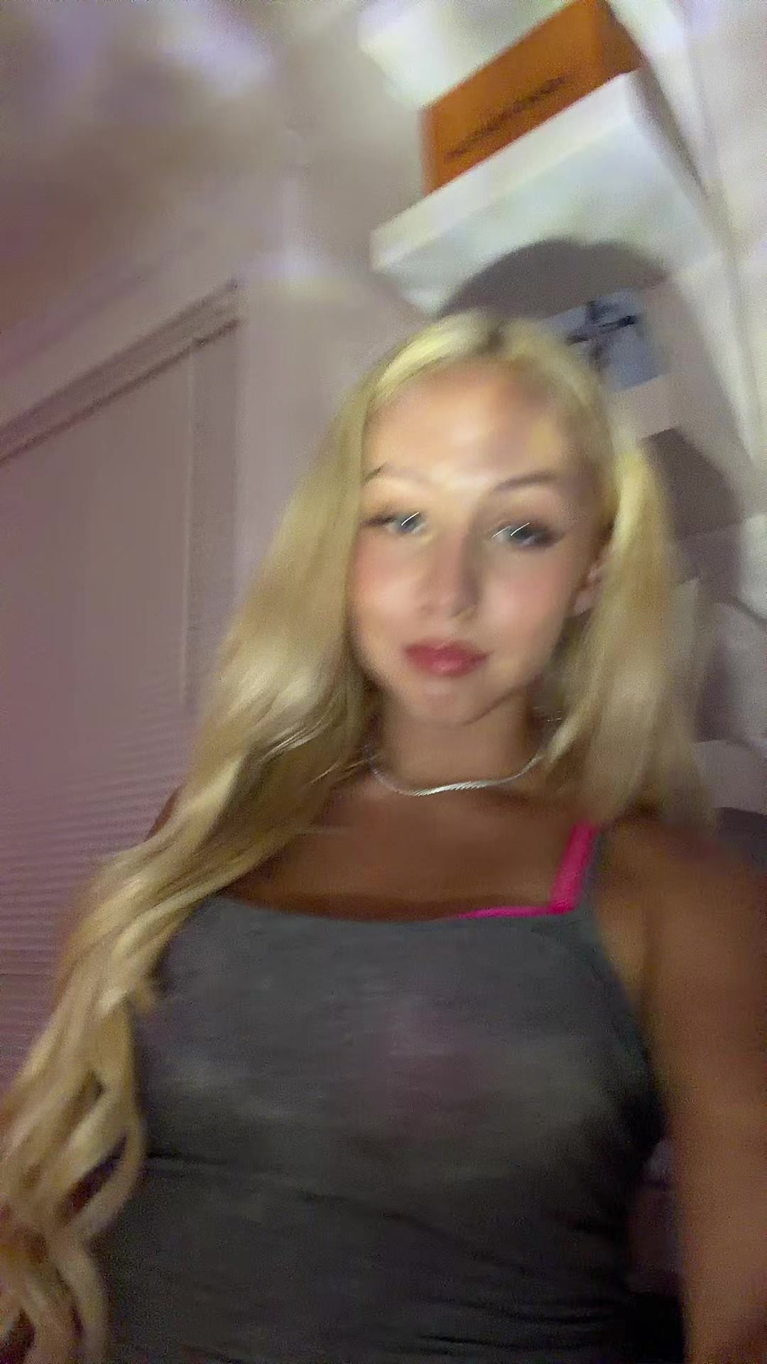 @Liv ๐