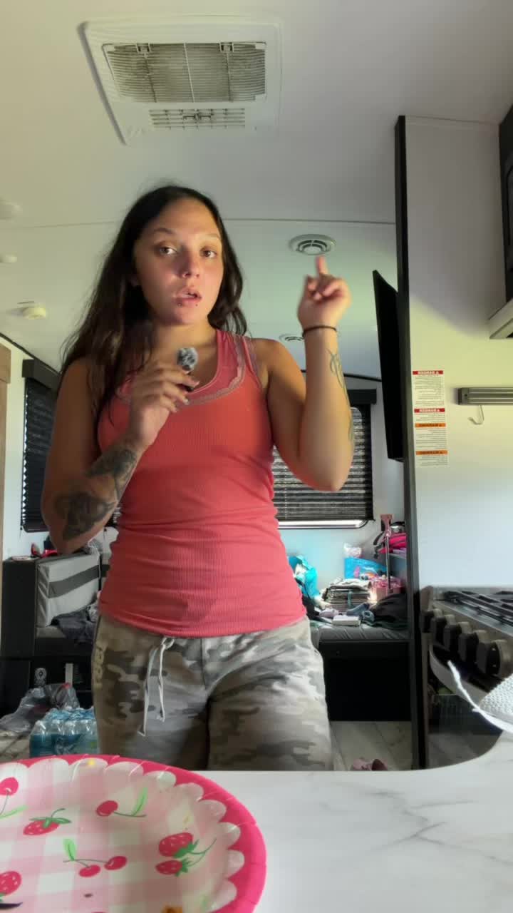 @y2k4y_