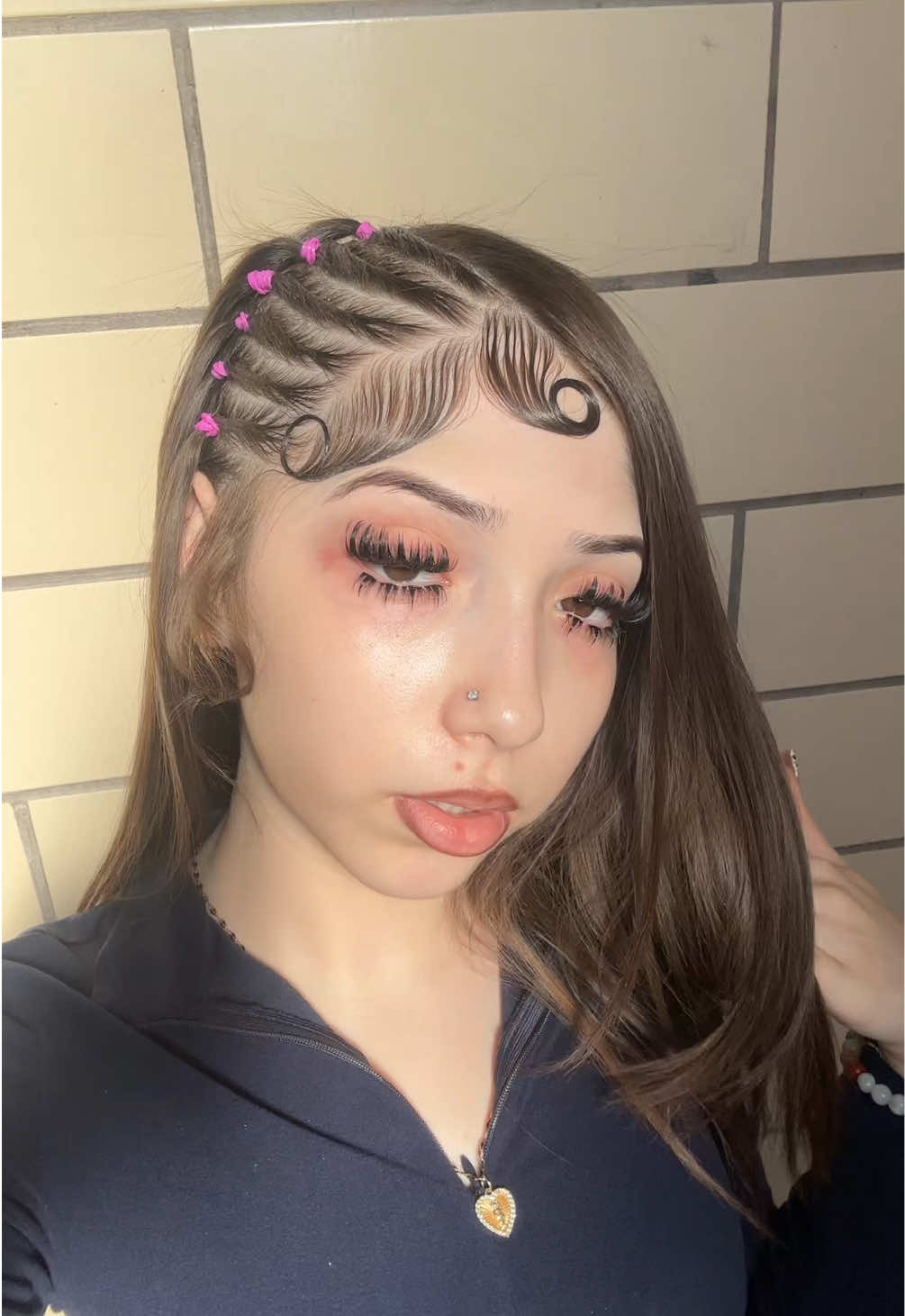 @ysabel