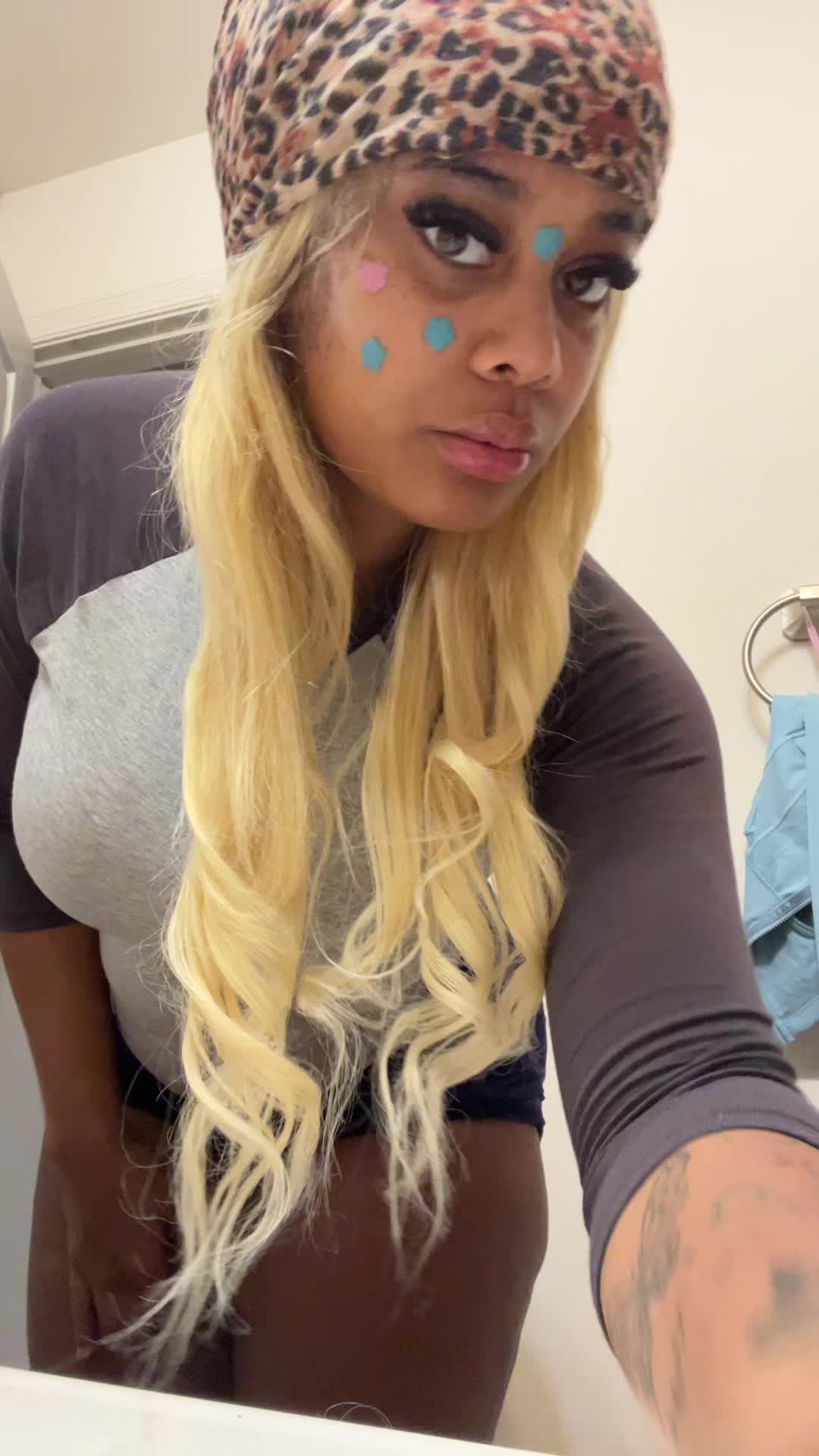 @icyworld8