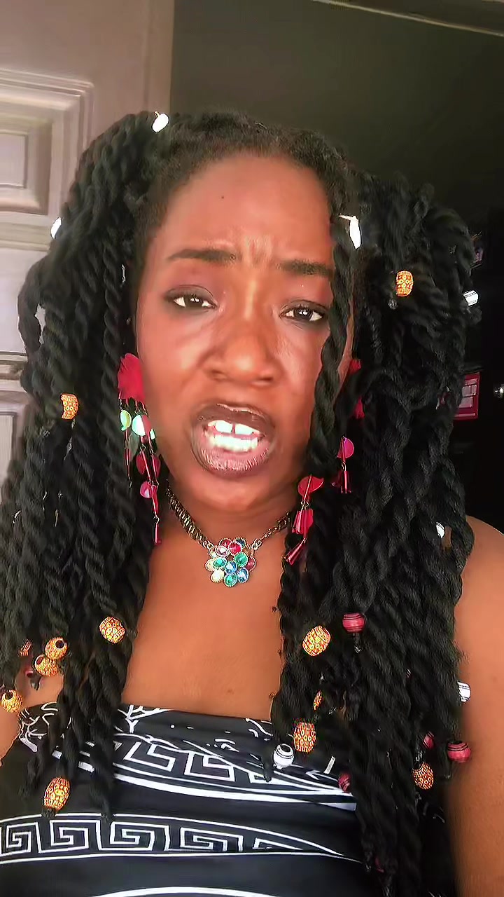 @Womanking🌈 ᥫ᭡