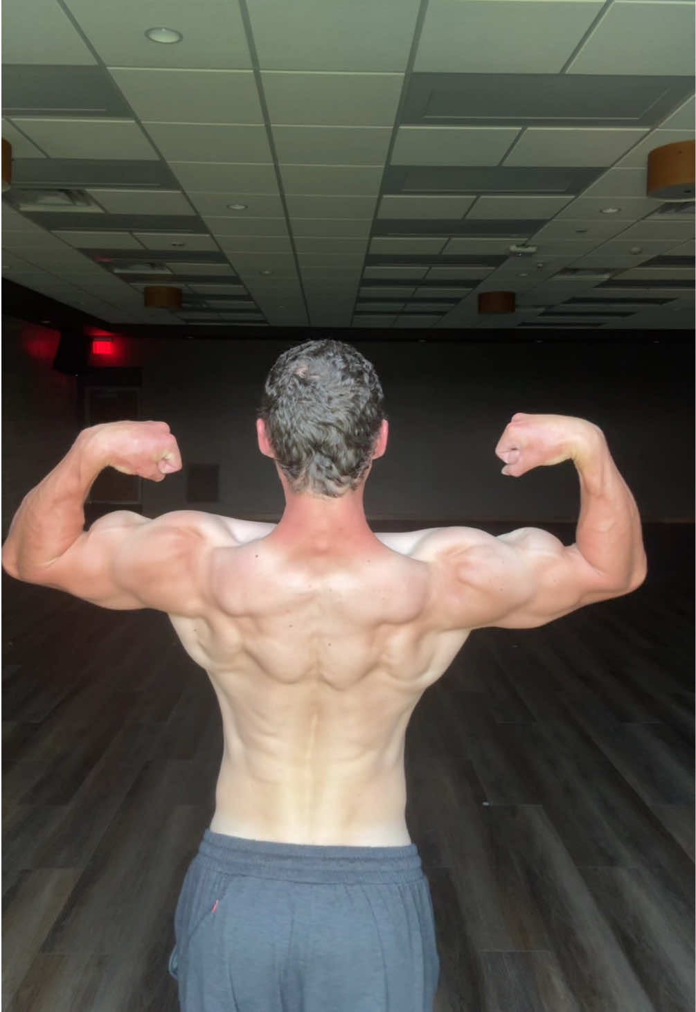 @curly.