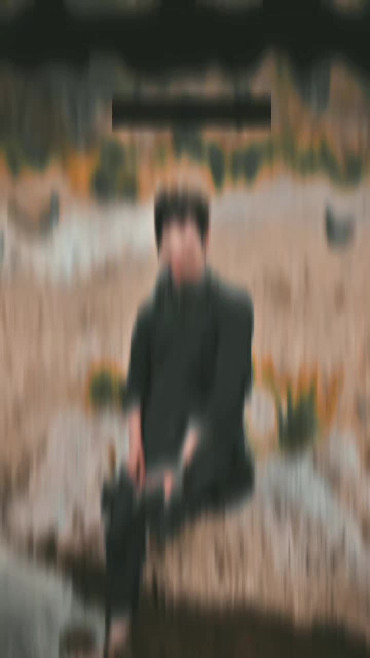 @️