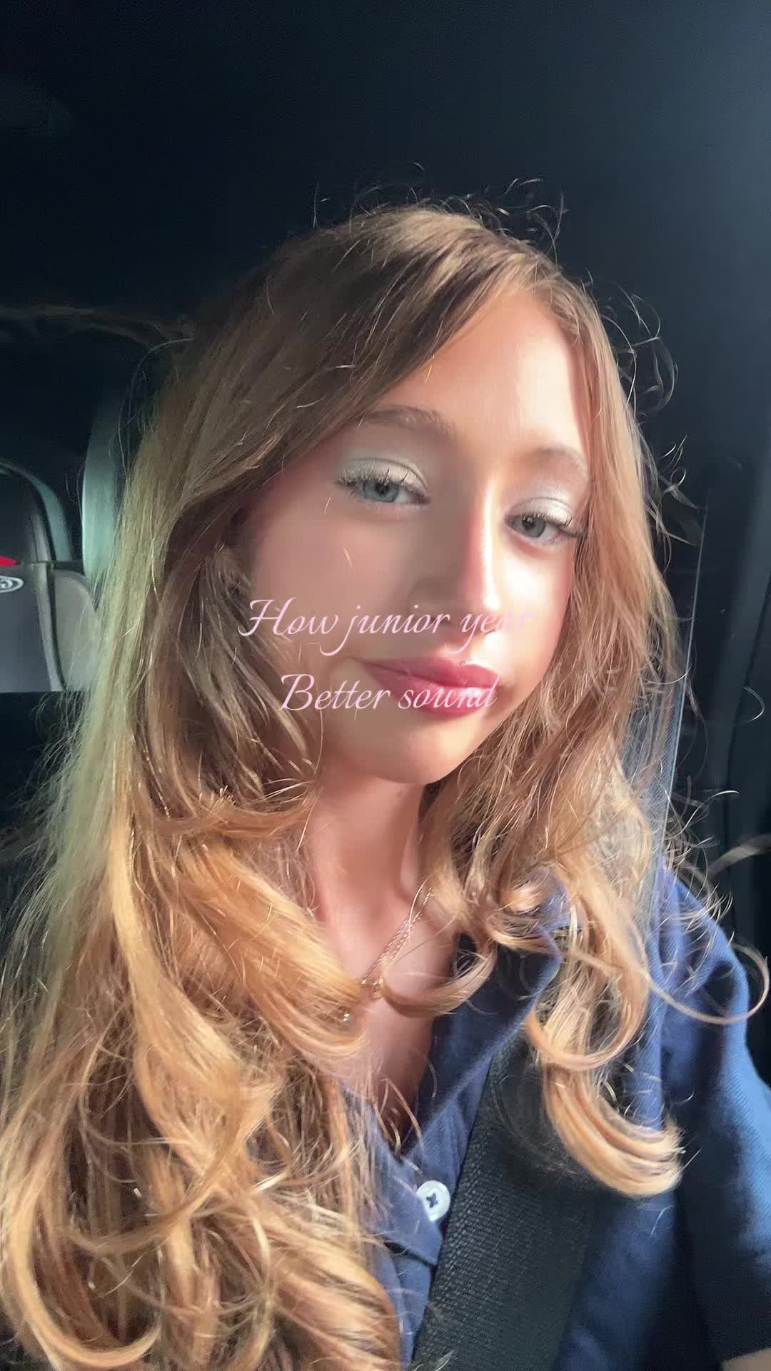 @𝐸𝓈𝓉𝒽𝑒𝓇 𝐹𝓇𝒶𝓎𝒹𝒶 🧁