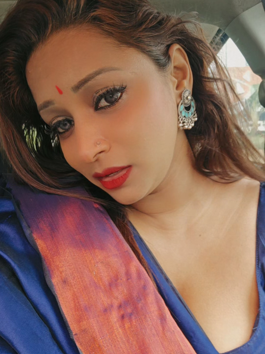 @Dhakshaiini_Official