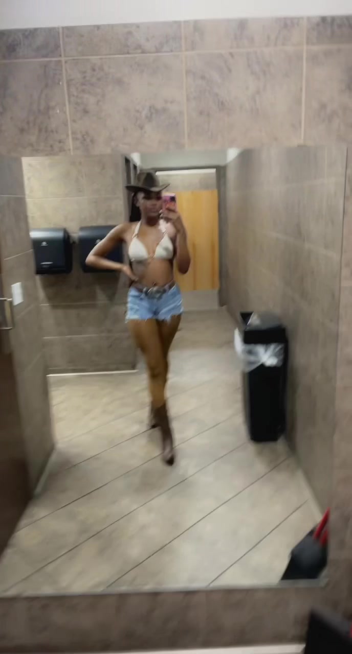 @SHACKIRA