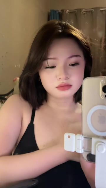 @foxiyoona