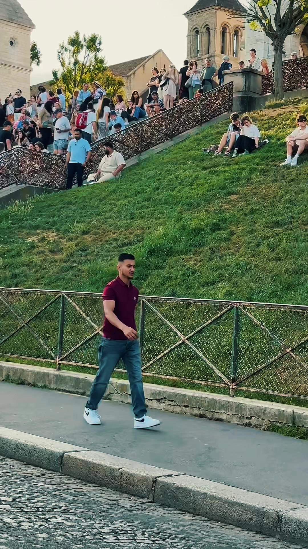 @𝗥𝗔 𝗠𝗔𝗠𝗨𝗡 🇬🇧