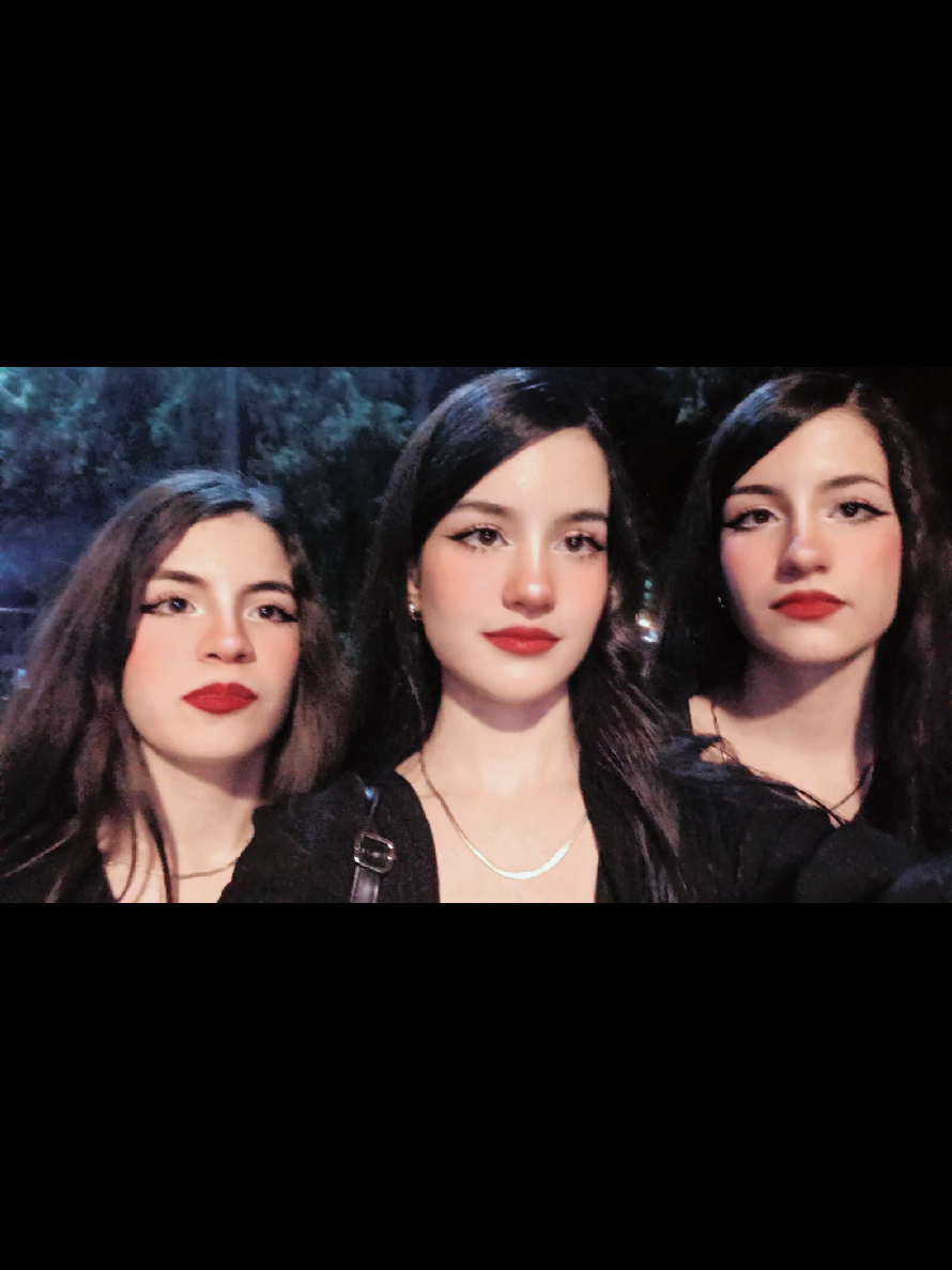 @𝒯𝒽𝑒𝒯𝒽𝓇𝒾𝓅𝓁𝑒𝓉𝓈