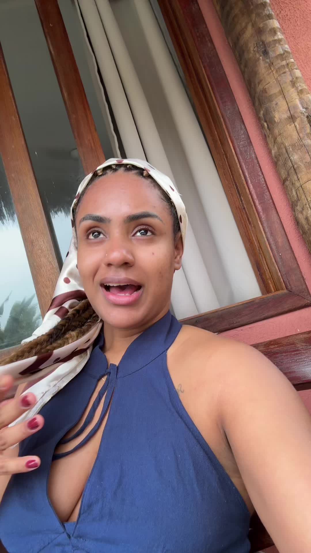 @J&uacute;lia Carfe | Tricologista