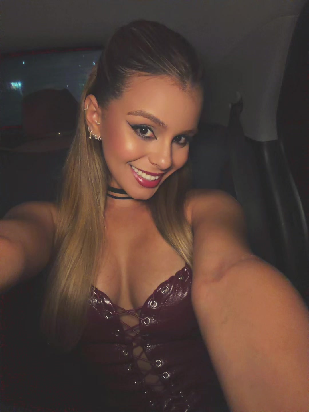 @💋