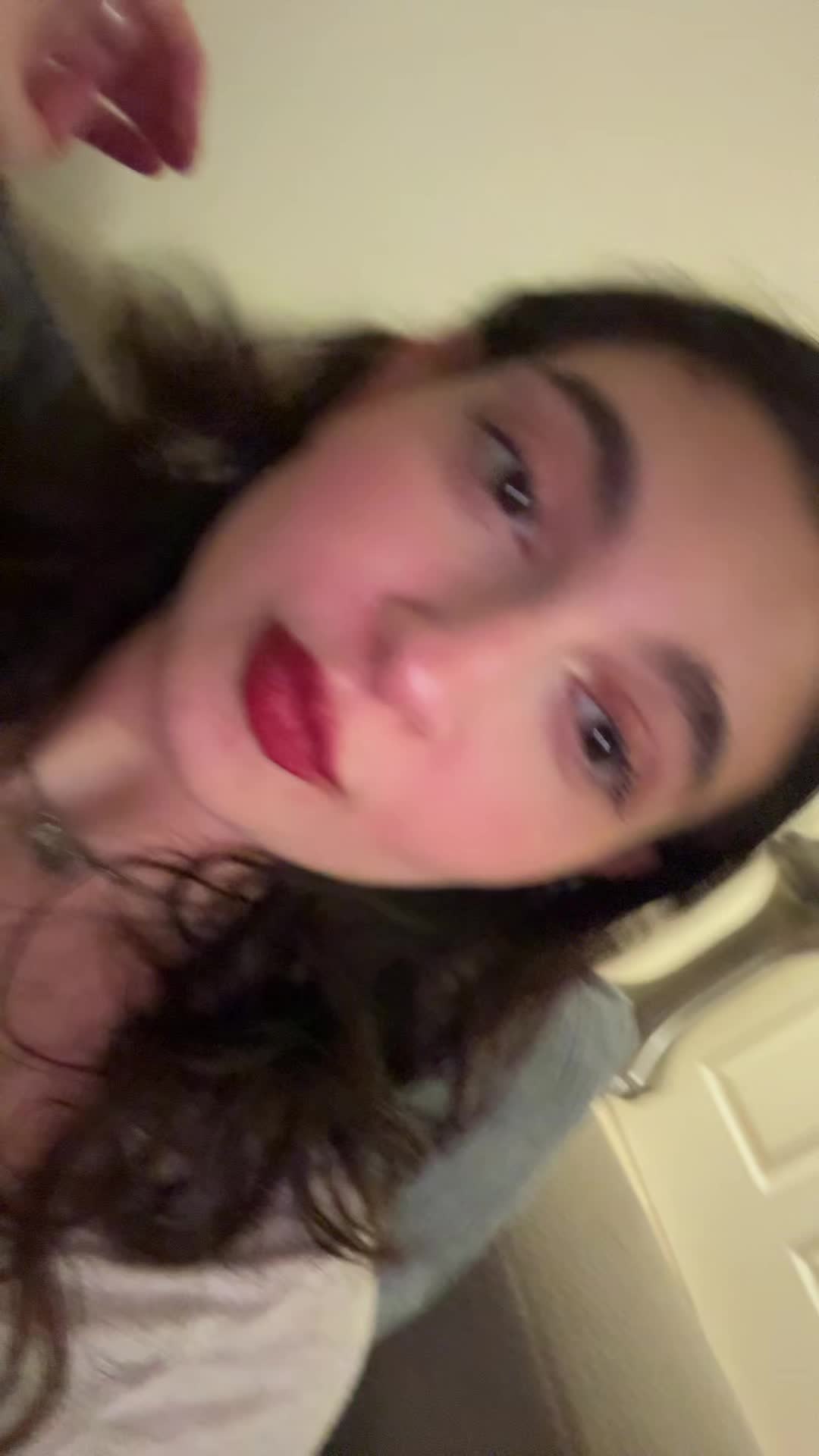 @,