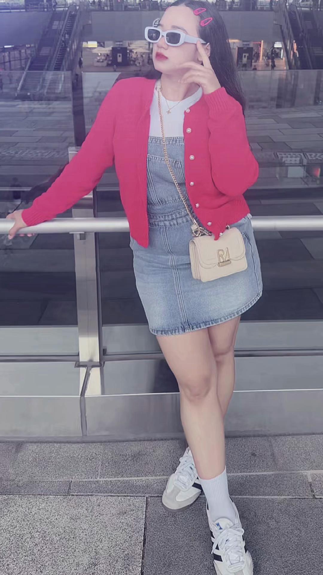 @DEWI SEPTIANI 🇲🇨🇹🇼