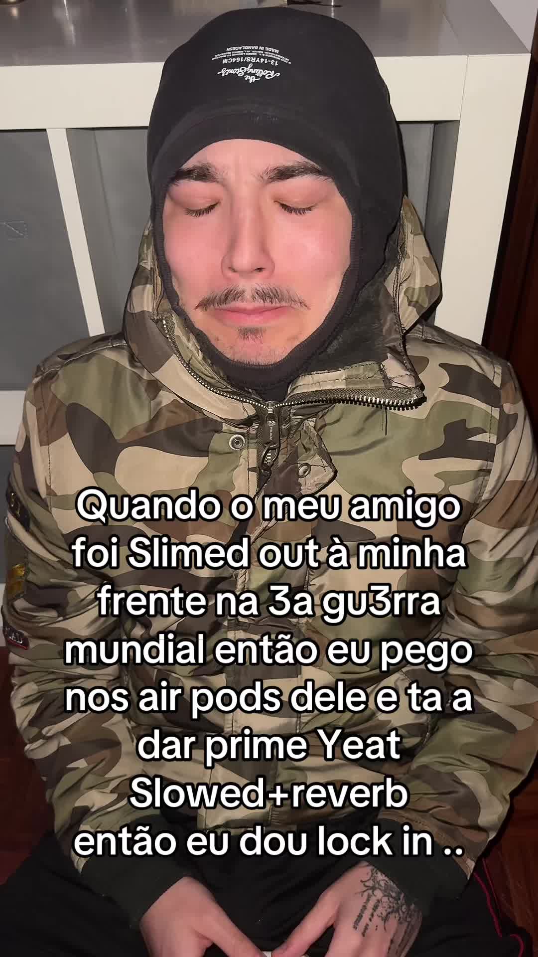 @🤓