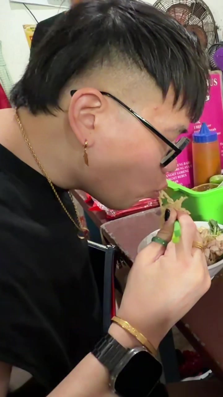 @Aku Makan Yah