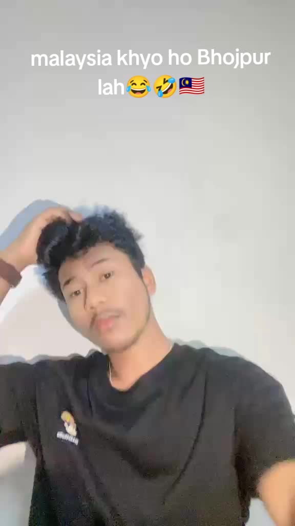 @Mr.Rajbanshi boy..ll🇳🇵💗🇲🇾
