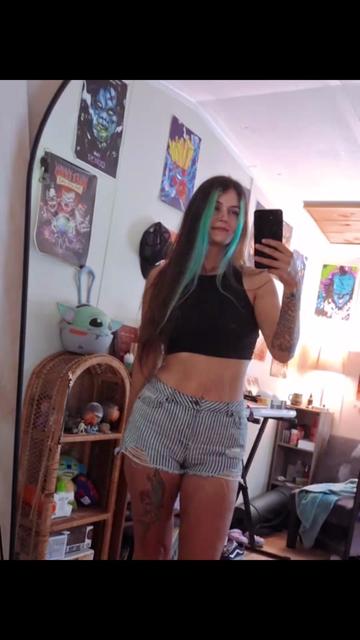 @Ariel Jean👽