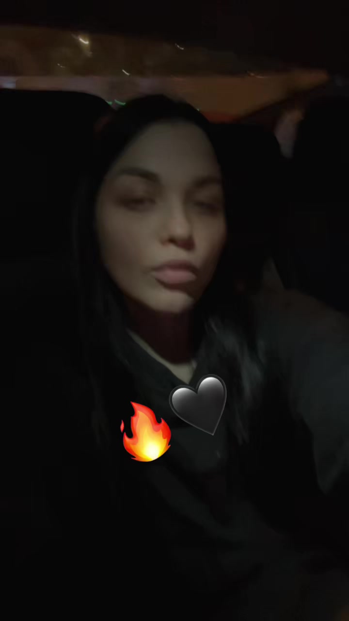 @Anna Varta