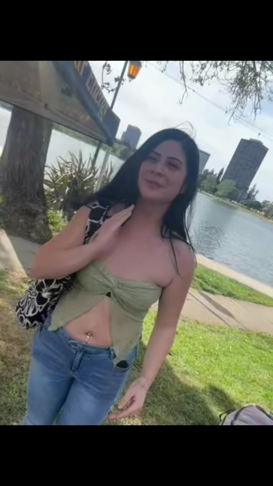 @Whatsmyvibe